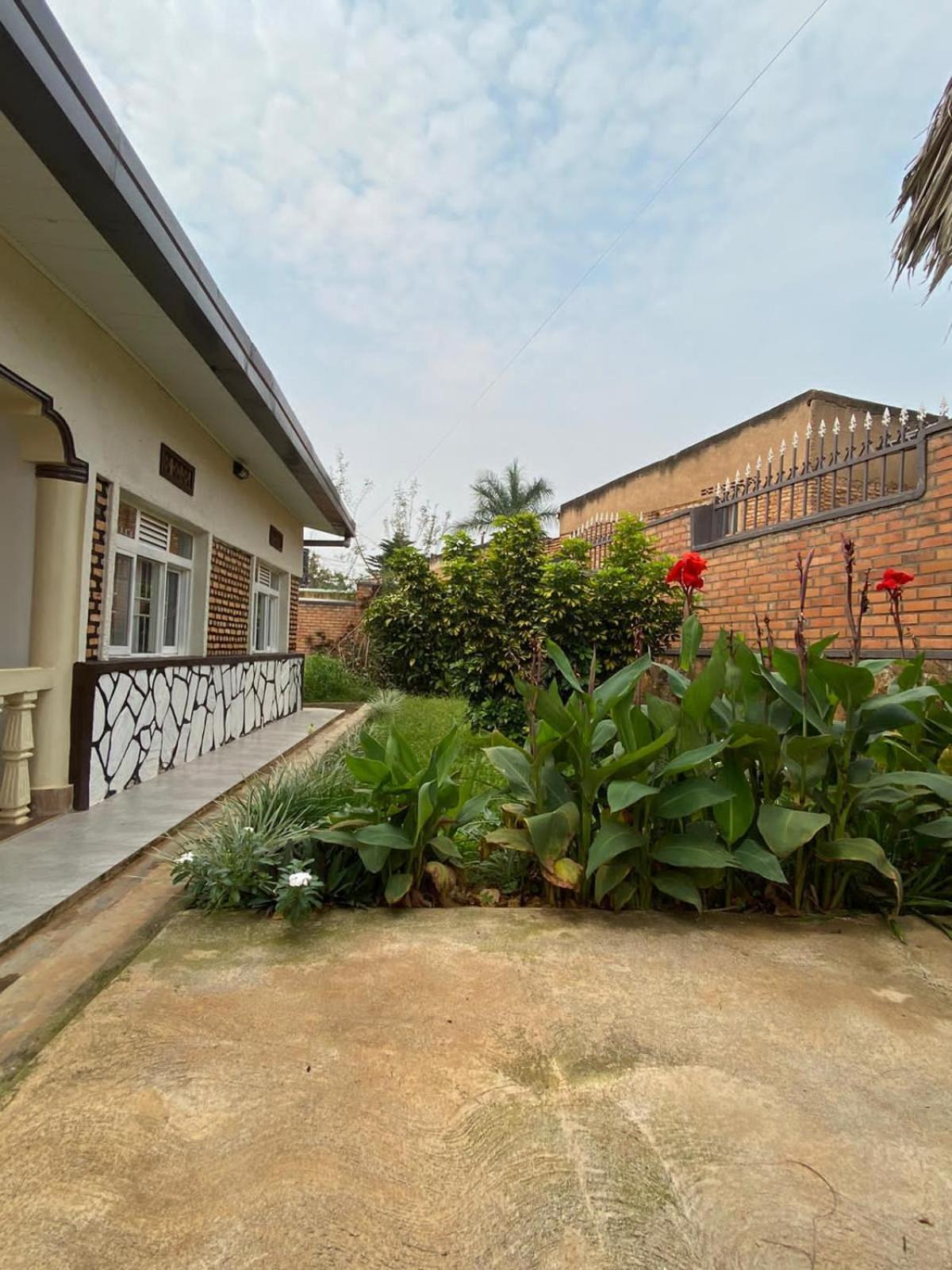 Bizi Homes Kigali Luaran gambar